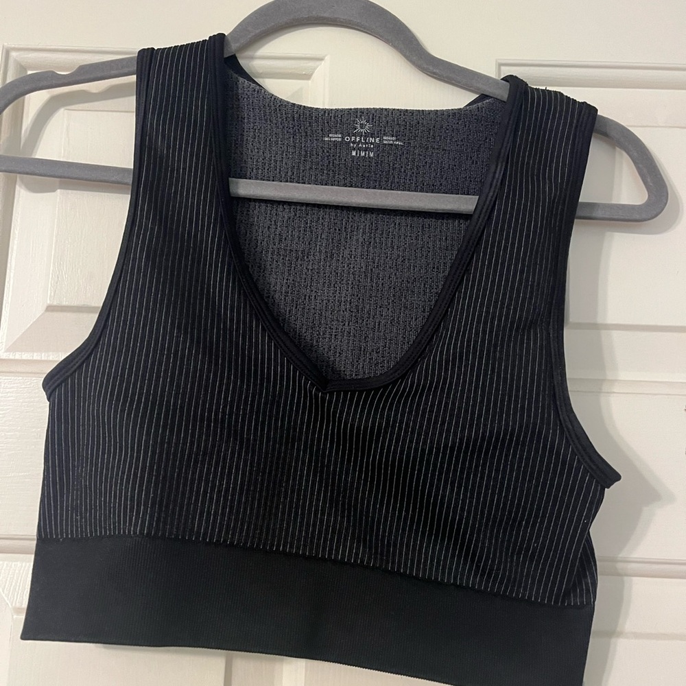 Aerie Offline, medium